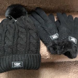 Ugg hat and gloves